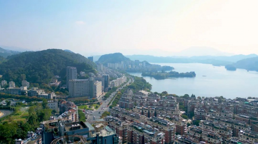 1731657489641548z7Wv.jpg 640.jpg